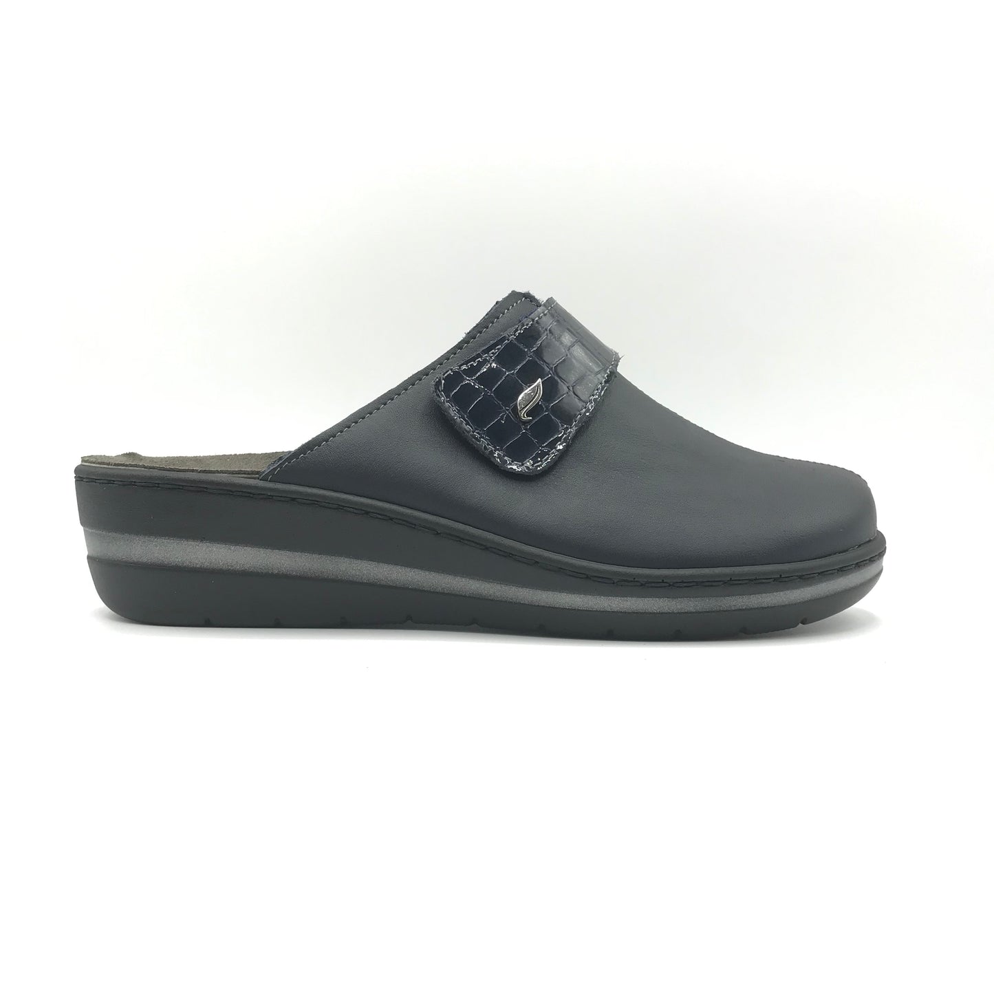 Florance | Ciabatte in vera pelle con plantare estraibile e chiusura a strappo | C32066