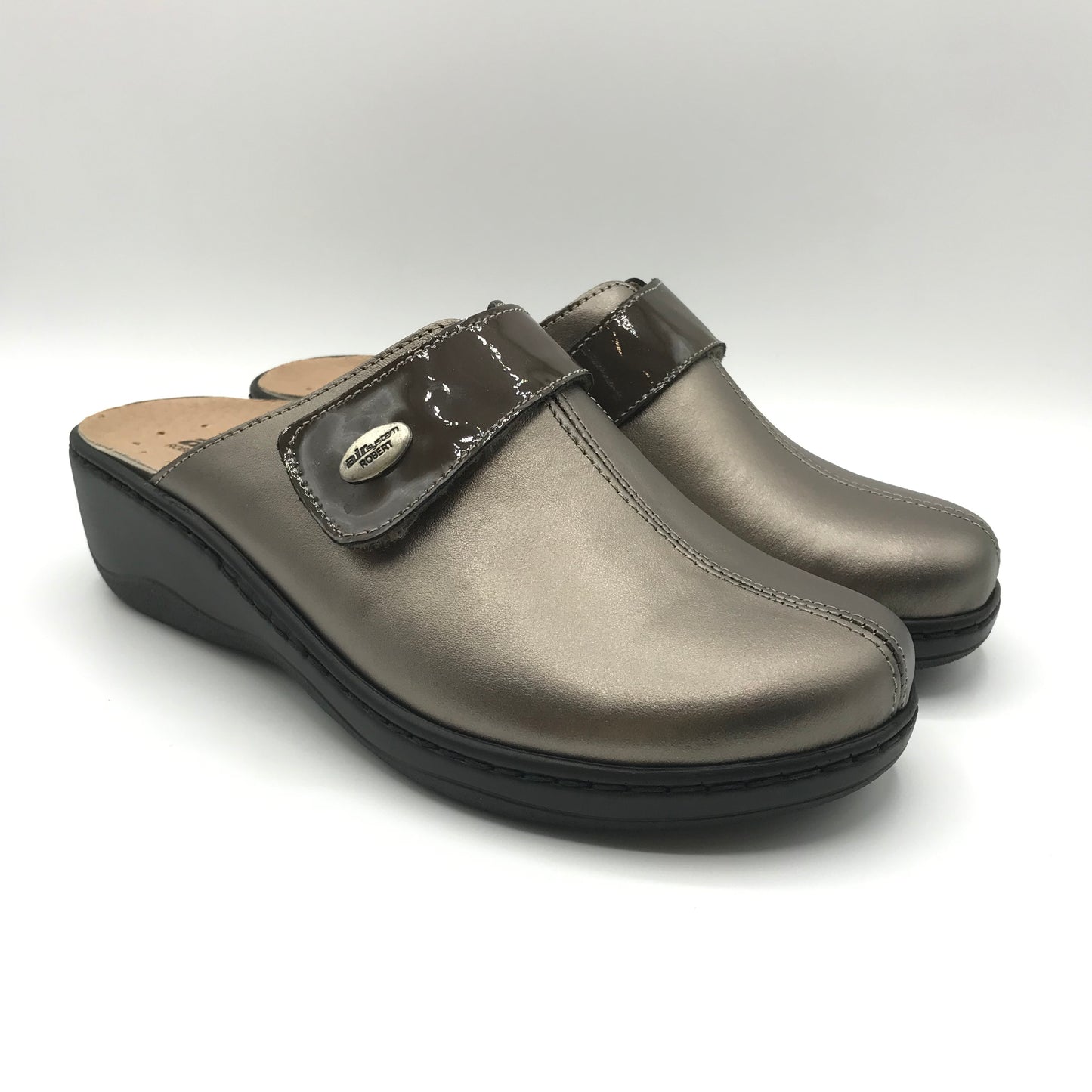 Robert | Ciabatte in vera pelle con plantare estraibile e chiusura a strappo | C32249