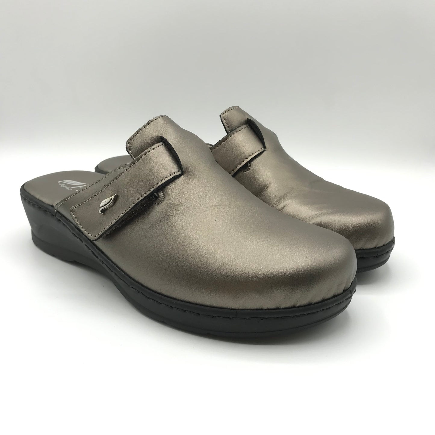 Florance | Ciabatte in vera pelle con chiusura a strappo | C23044