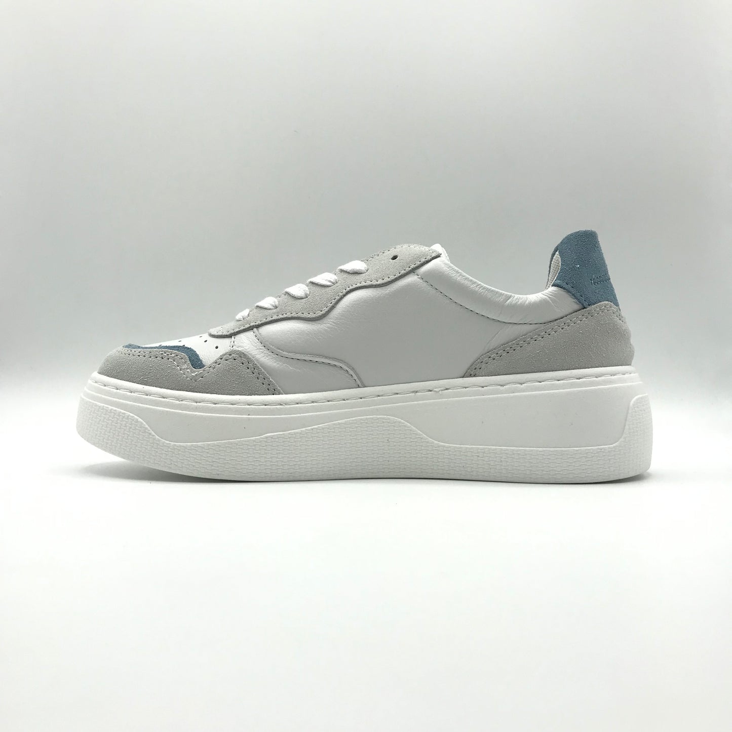 Kioss | Sneakers artigianali in vera pelle con platform | ALLEGRA2M