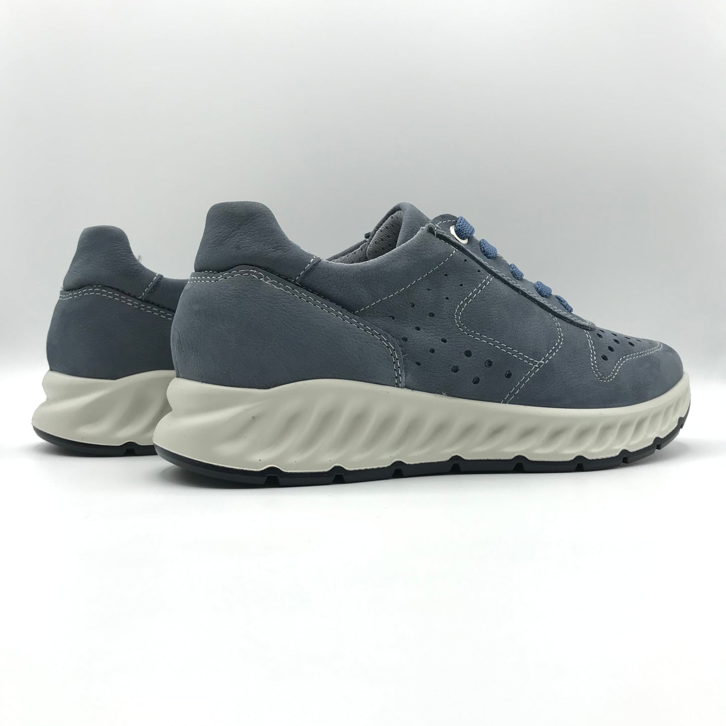Imac | Sneakers in vera pelle con plantare estraibile | 757010