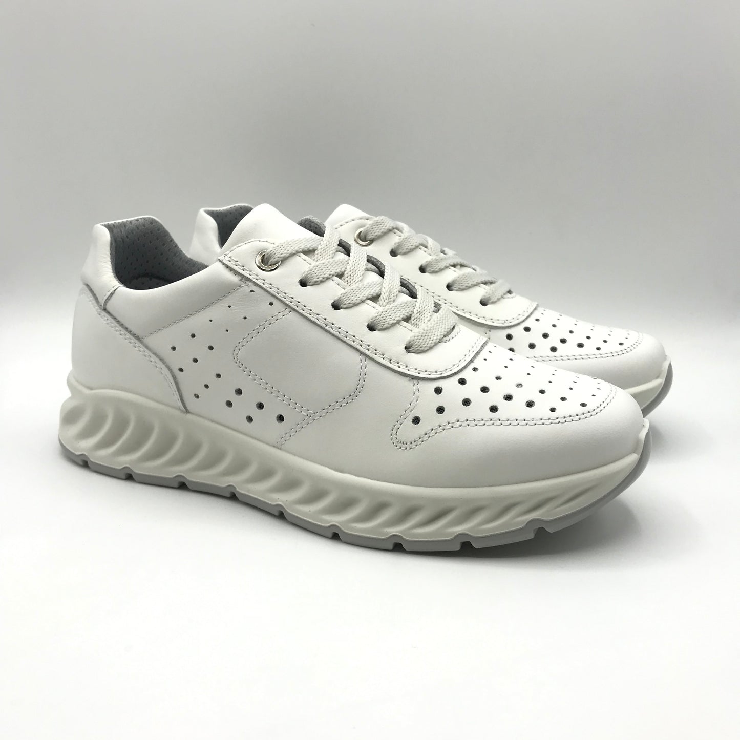 Imac | Sneakers in vera pelle con plantare estraibile | 757010