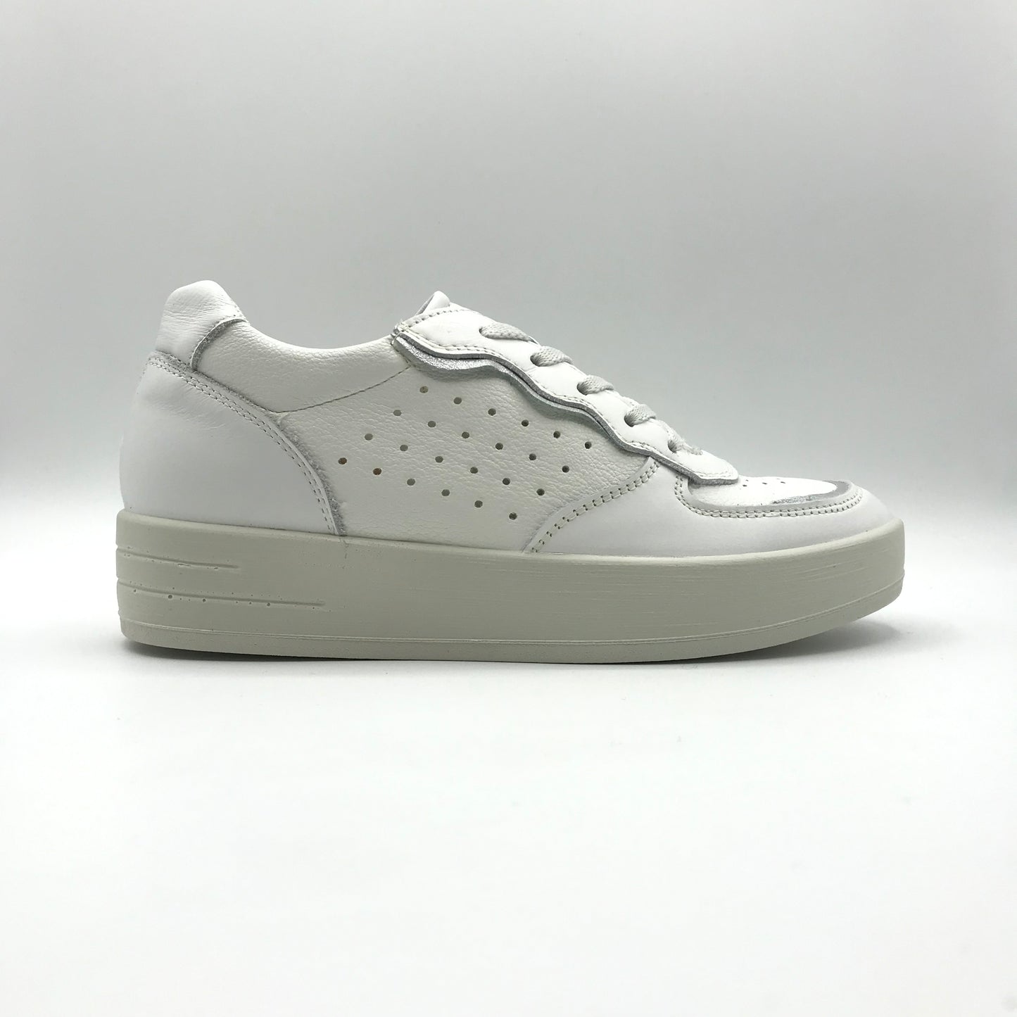 Imac | Sneakers in vera pelle con zeppa interna | 756460