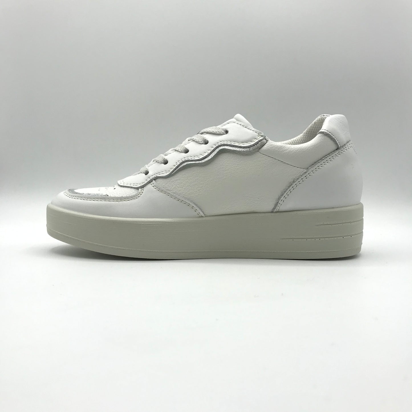 Imac | Sneakers in vera pelle con zeppa interna | 756460