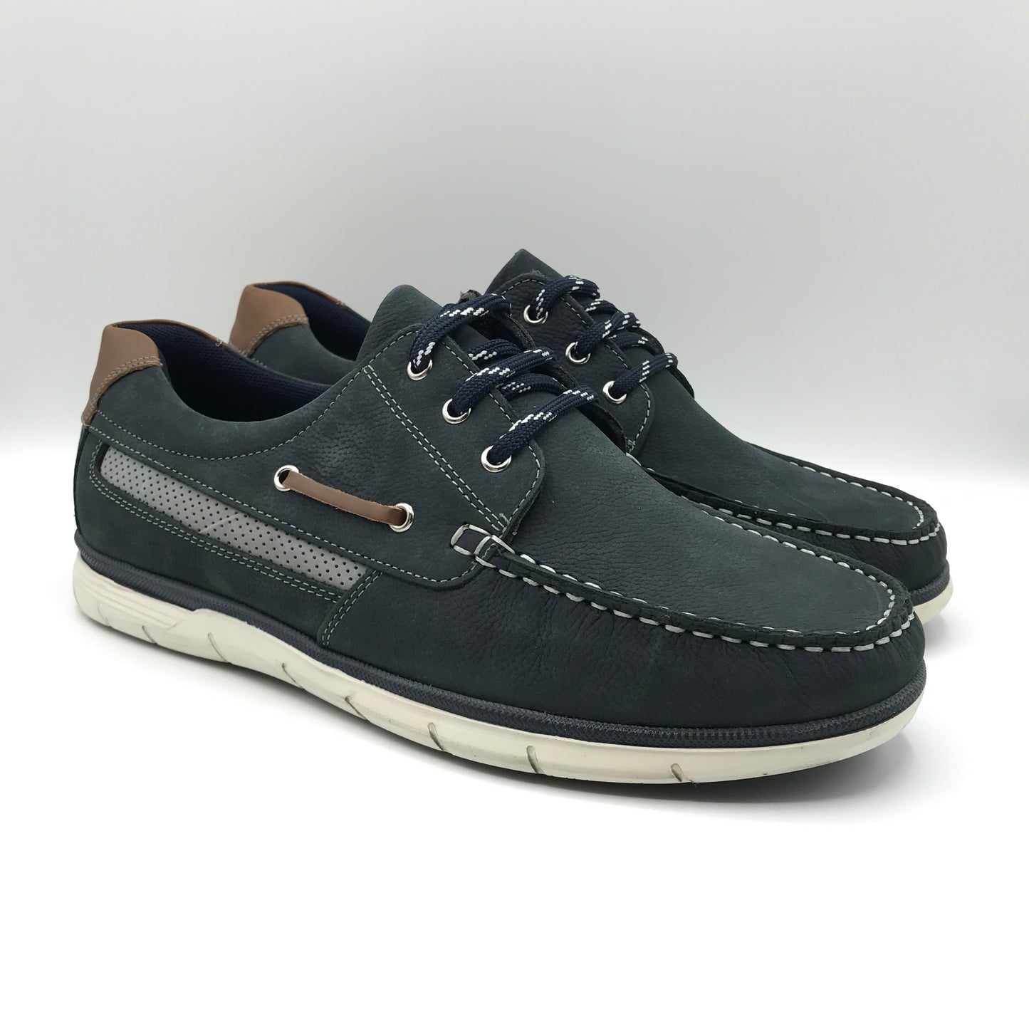 Wildland | Mocassini da barca in vera pelle con lacci | Carnaby