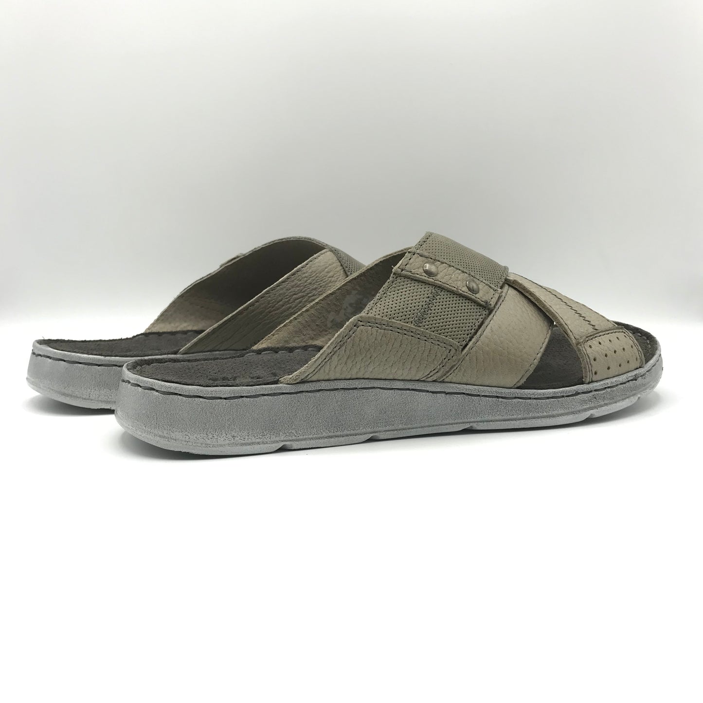 Walk in the city | Ciabatte incrociate in vera pelle | 42950