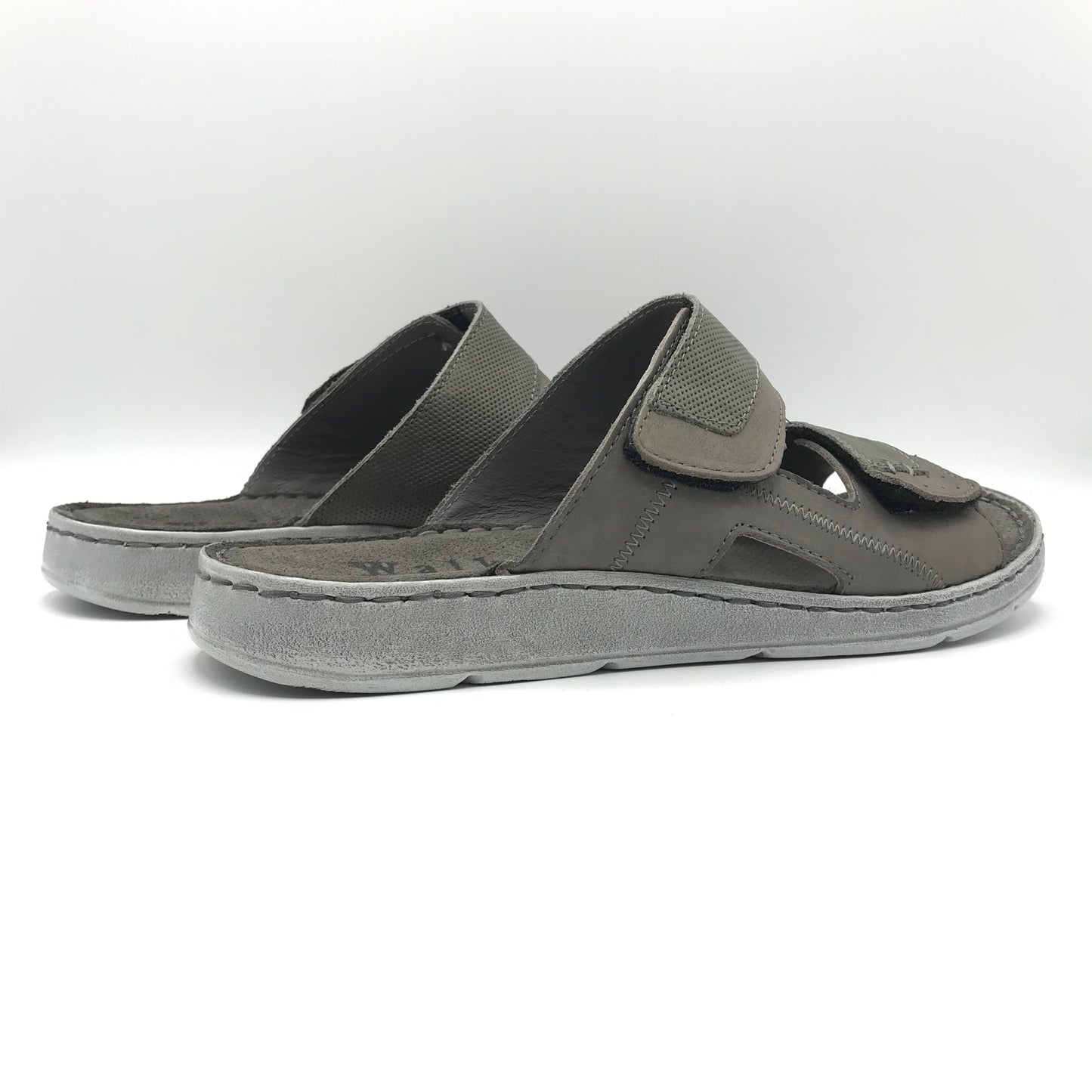 Walk in the city | Ciabatte in vera pelle con velcro | 45270