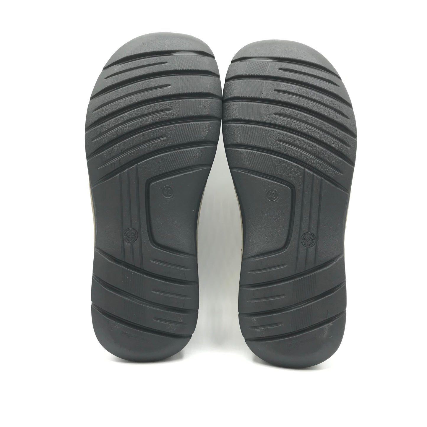 Walk in the city | Sandali in vera pelle a punta chiusa | 28230