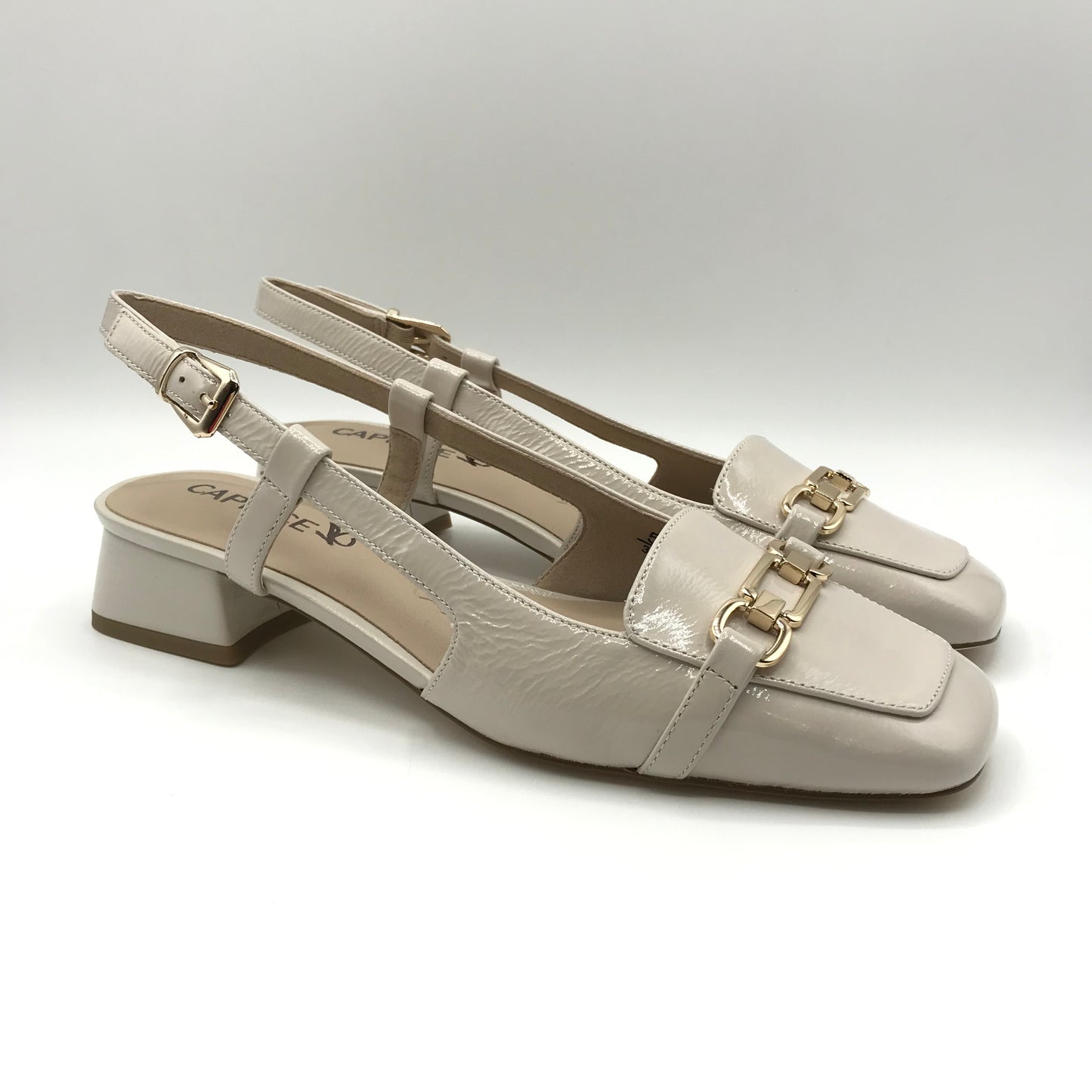 Caprice | Slingback in vera pelle con dettaglio catena | 29501-44
