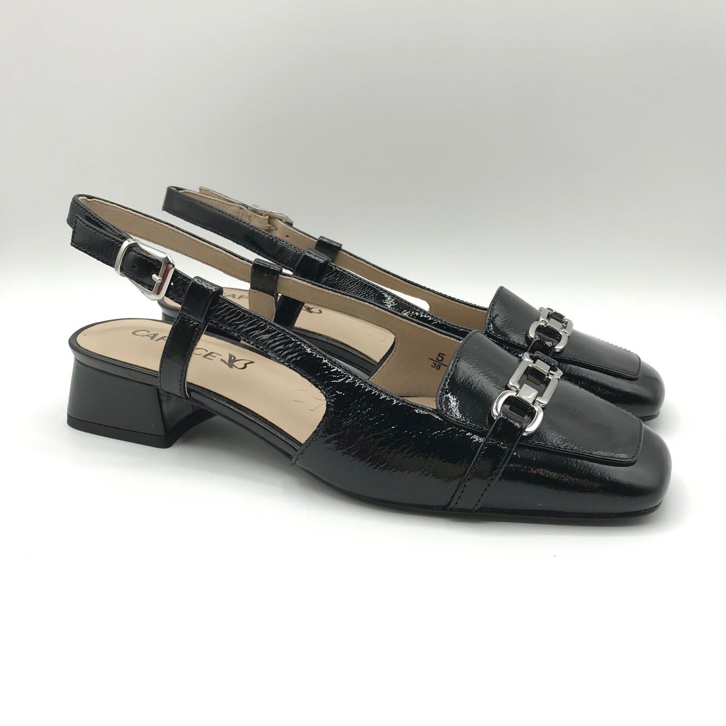 Caprice | Slingback in vera pelle con dettaglio catena | 29501-44