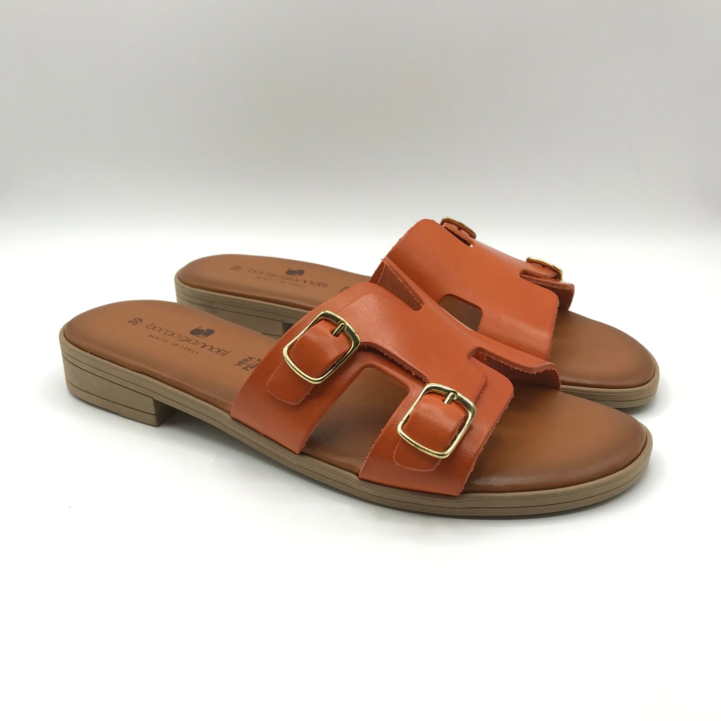 Borgo Giannotti | Ciabatte in vera pelle e design a forma di H | NP138