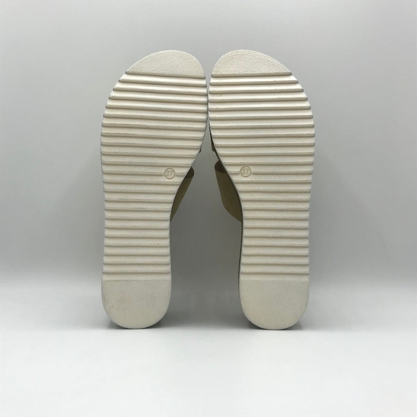 Andrea Pierago | Ciabatte in vera pelle con design a H | 3281-71002